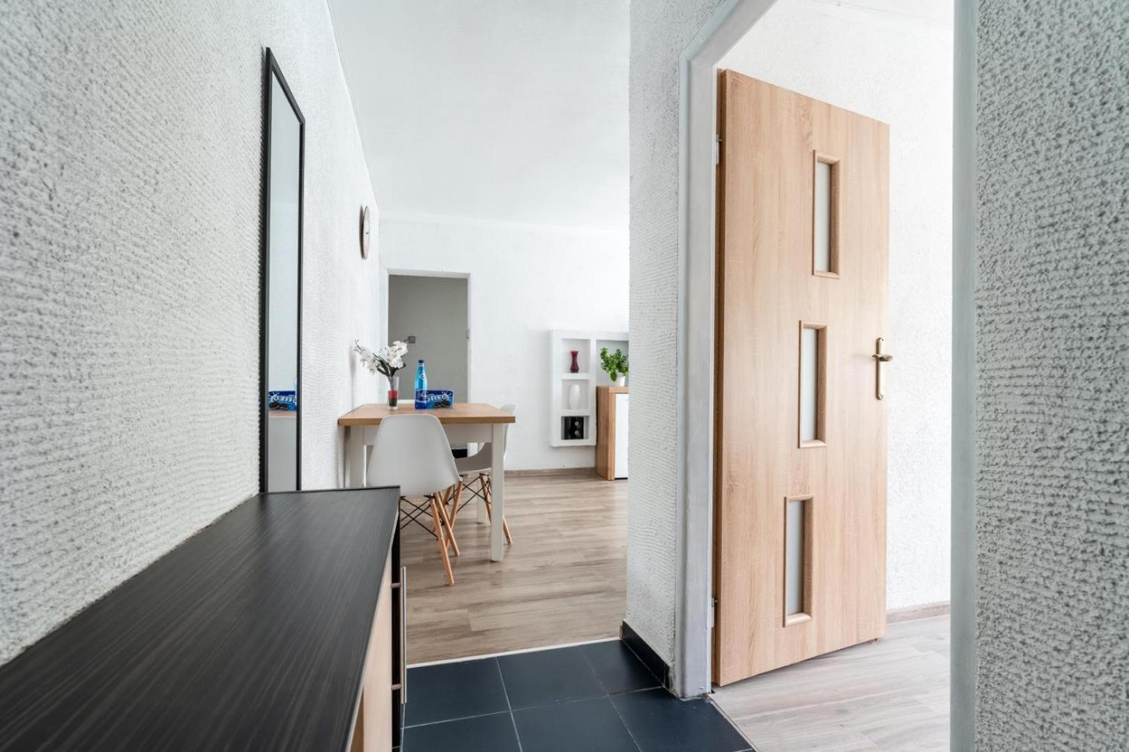 Apartament Gold - 2 Osobne Sypialnie Z Balkonem - Spaceapart 옐레니아구라 외부 사진
